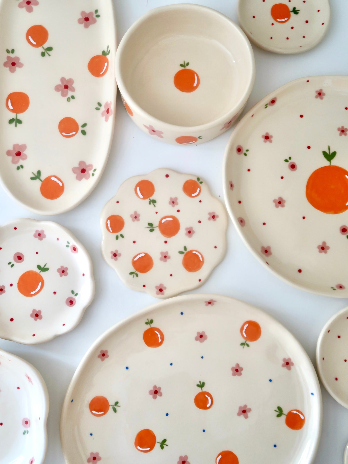 Orange & Pink Flowers Scalloped Coaster⁠