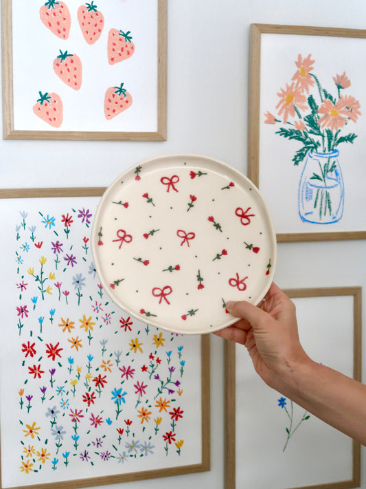 Plate with red flowers and bows