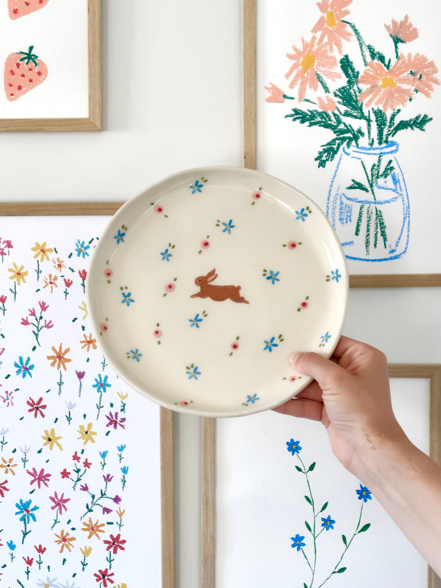 Plate with bunny