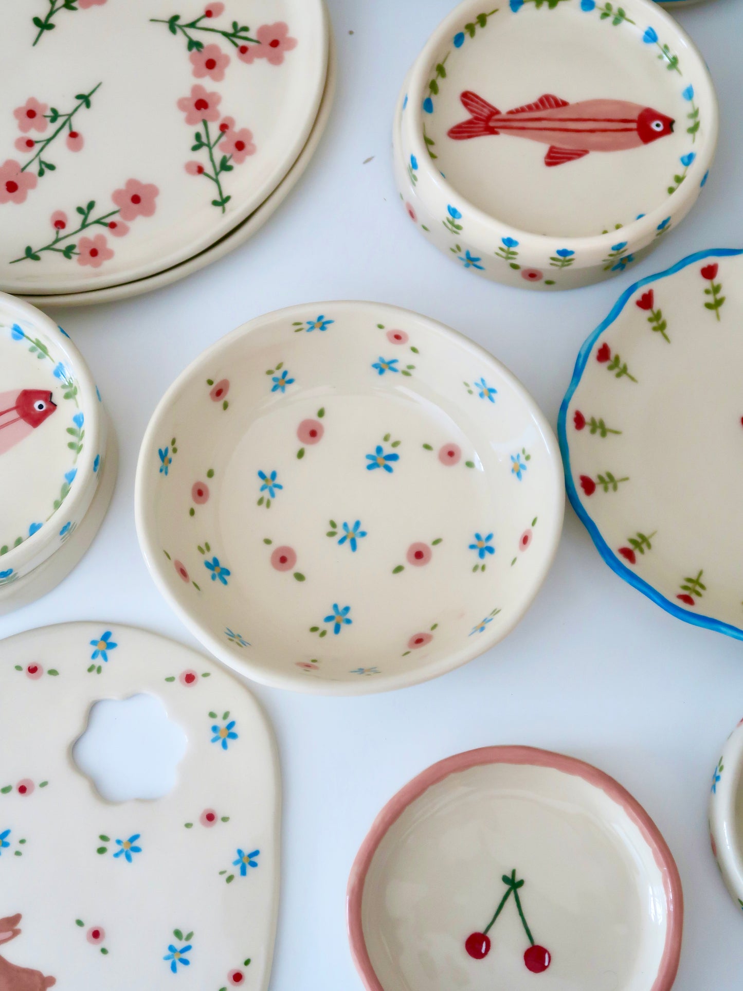 Bowl with pink and blue flowers