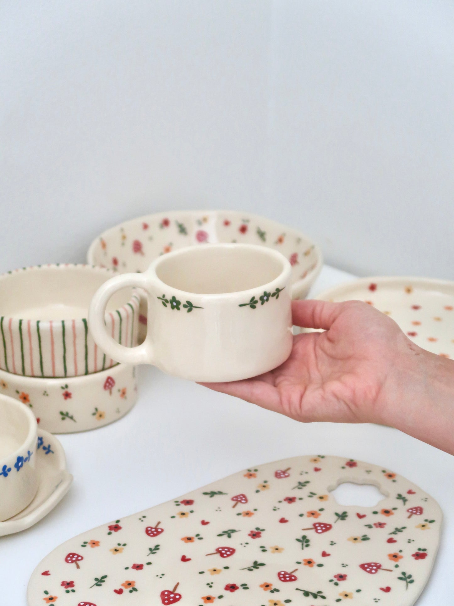 Mug with green flowers