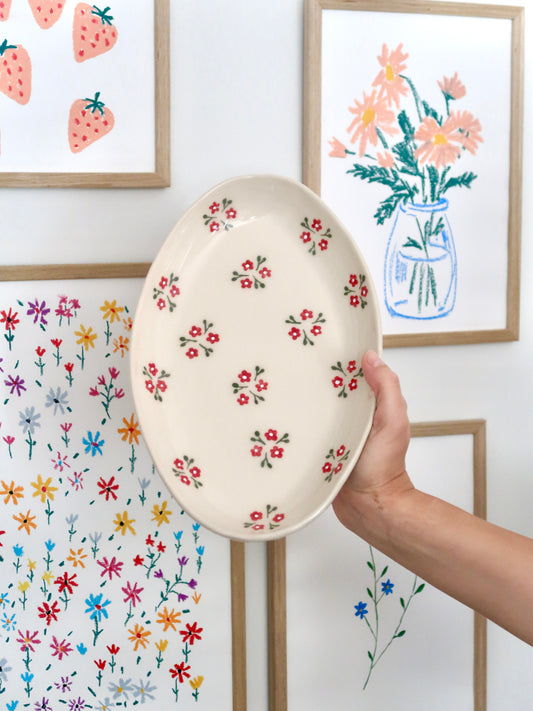 Platter with red flowers (big)