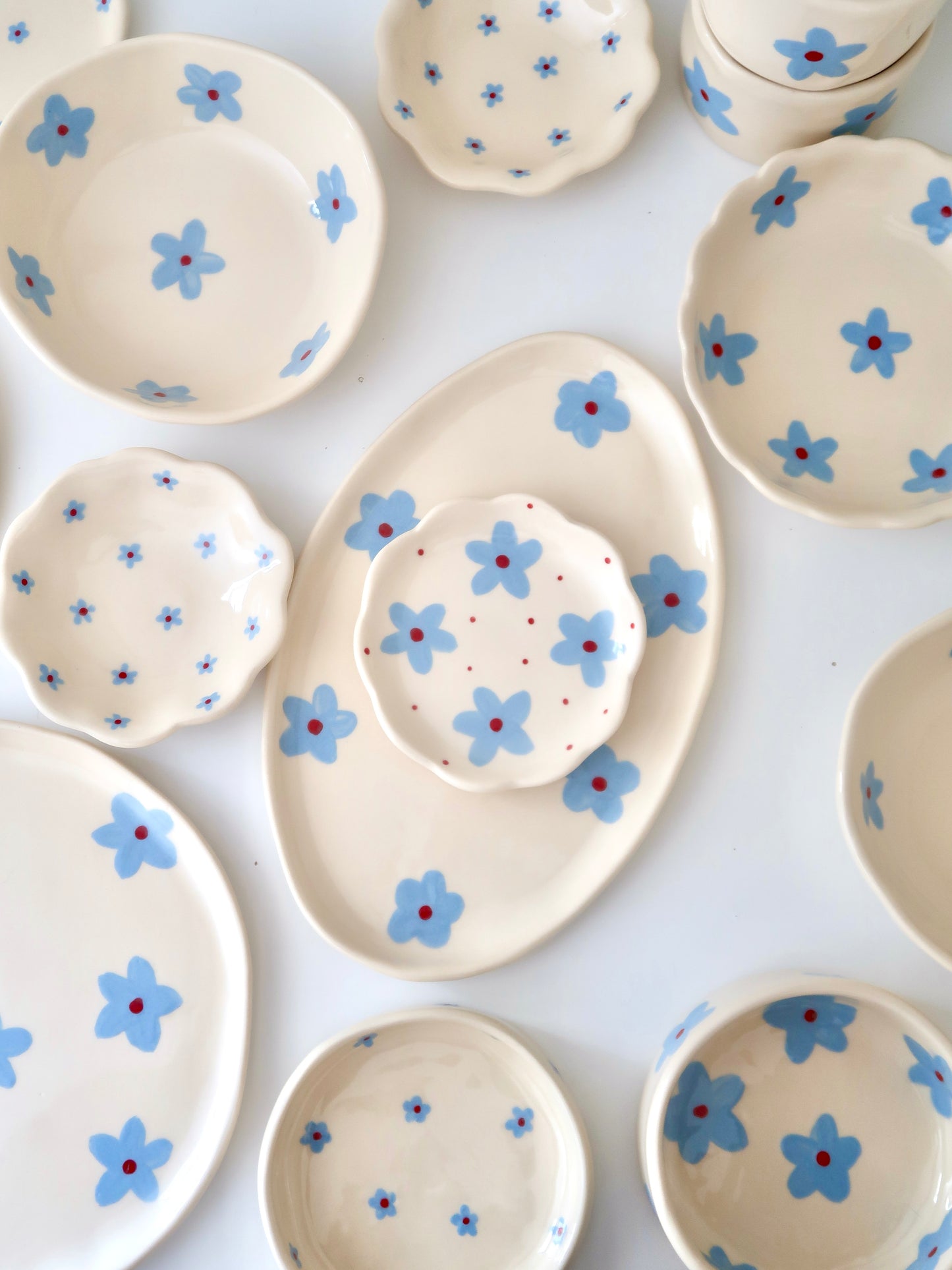 Platter with blue flowers