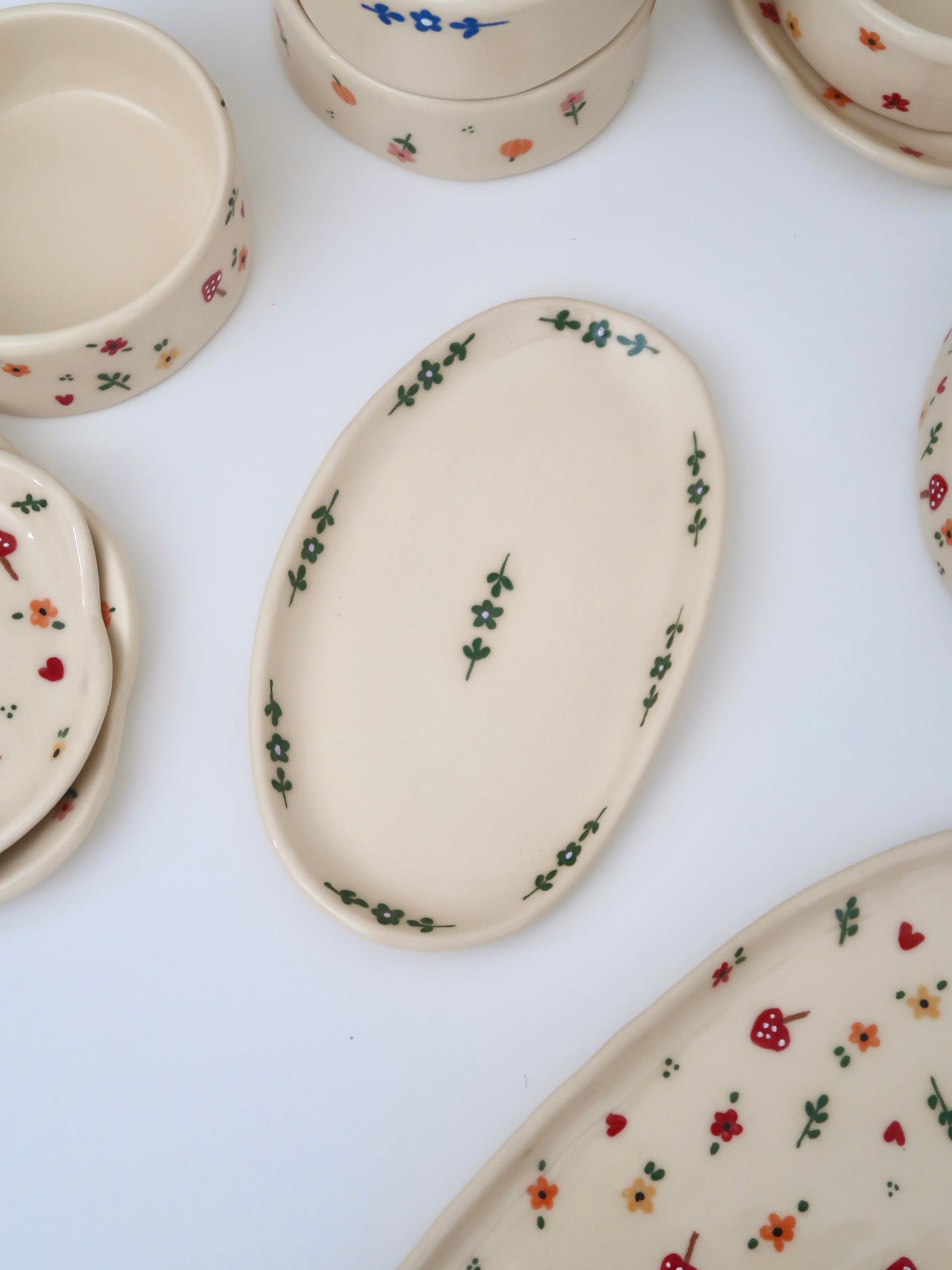 Platter with green flowers