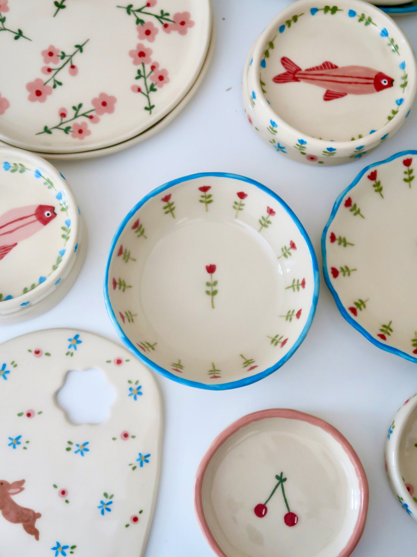 Bowl with red flowers