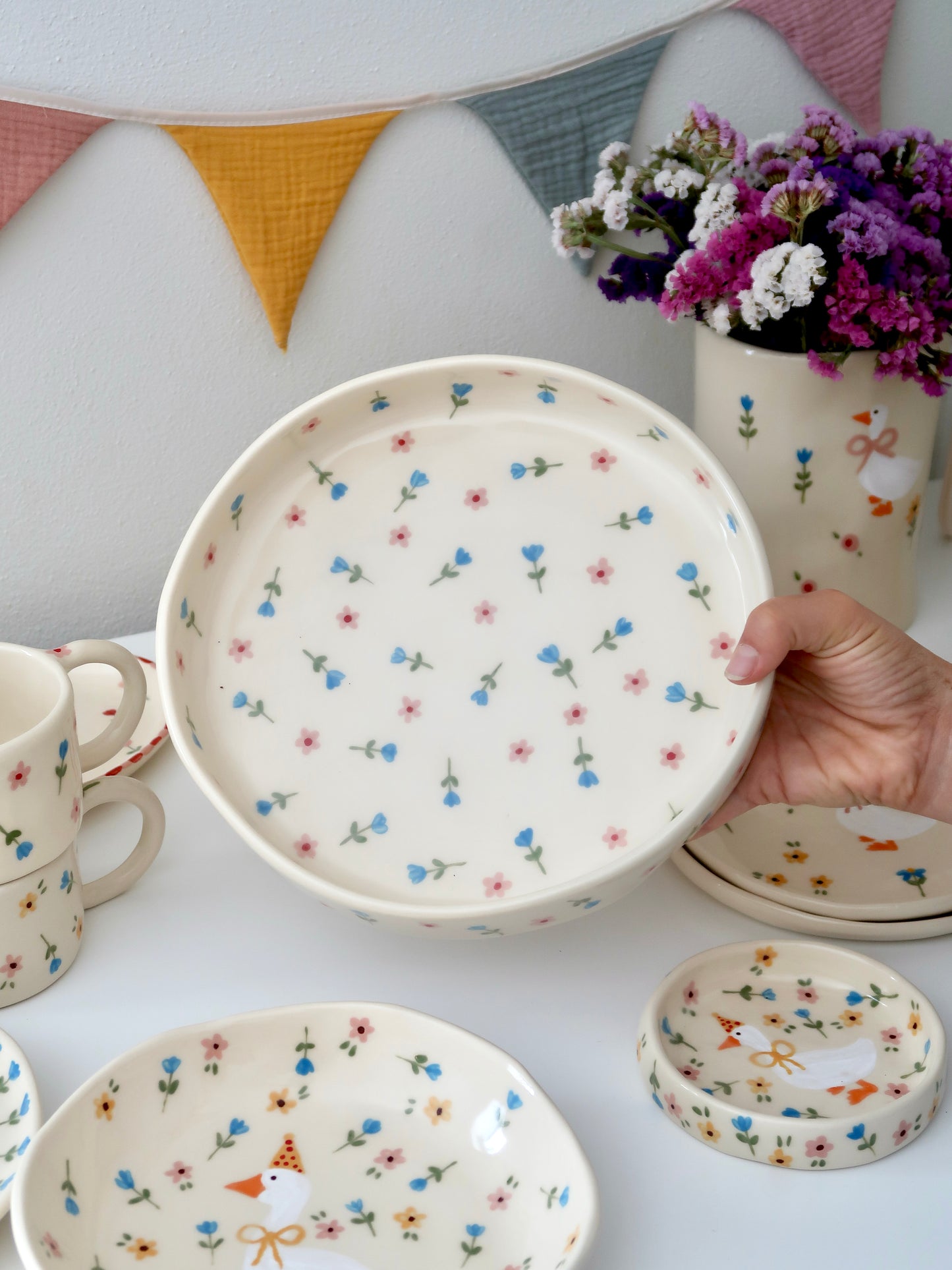 Bowl with blue and pink flowers - big size