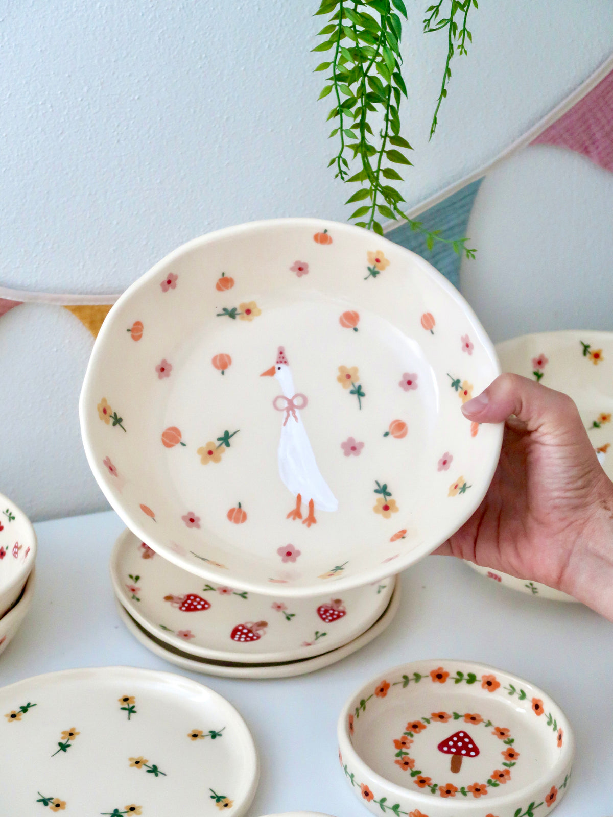 Bowl with a duck, pumpkins, pink and yellow flowers (big)