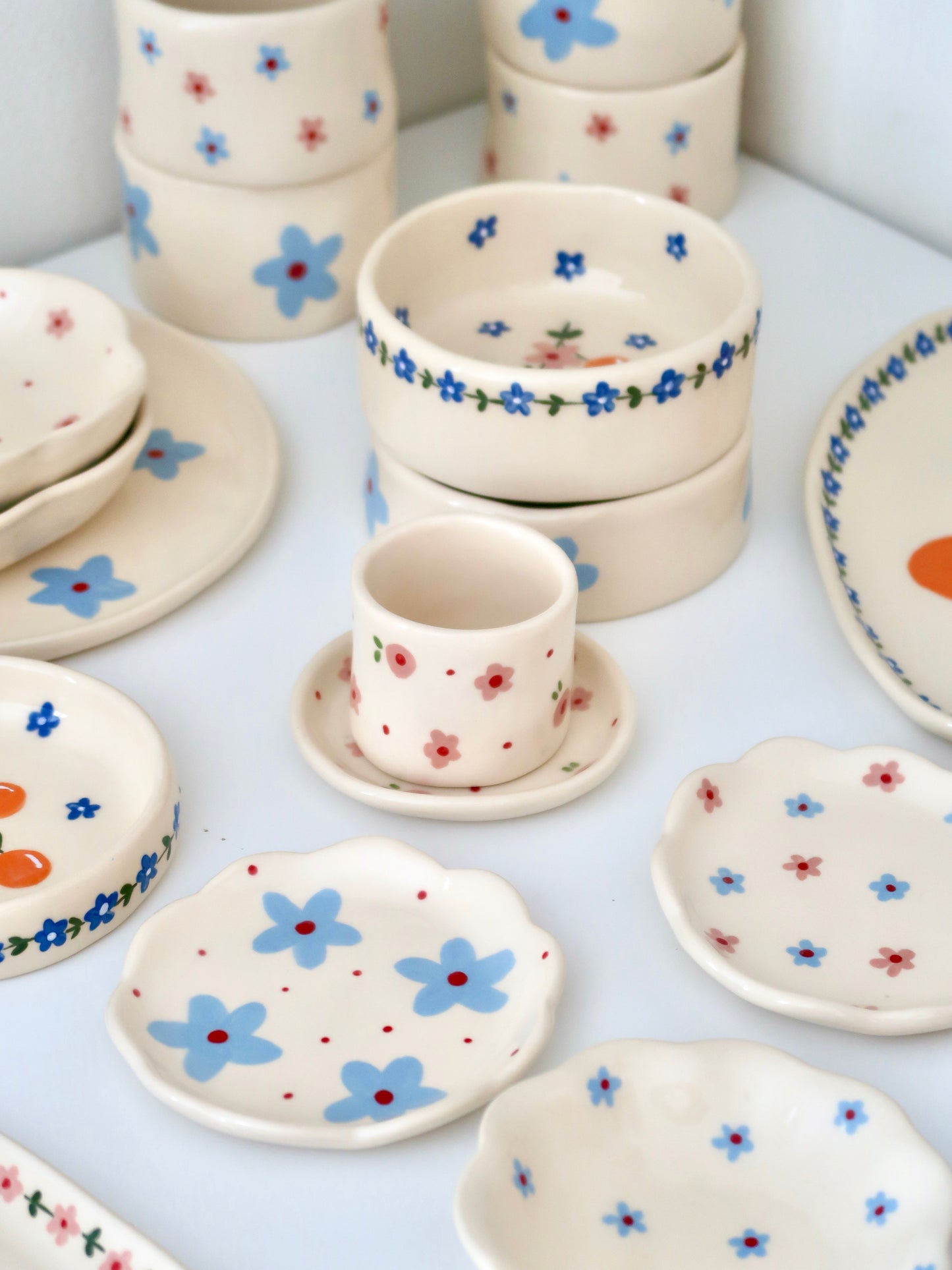 Coffee set with pink flowers
