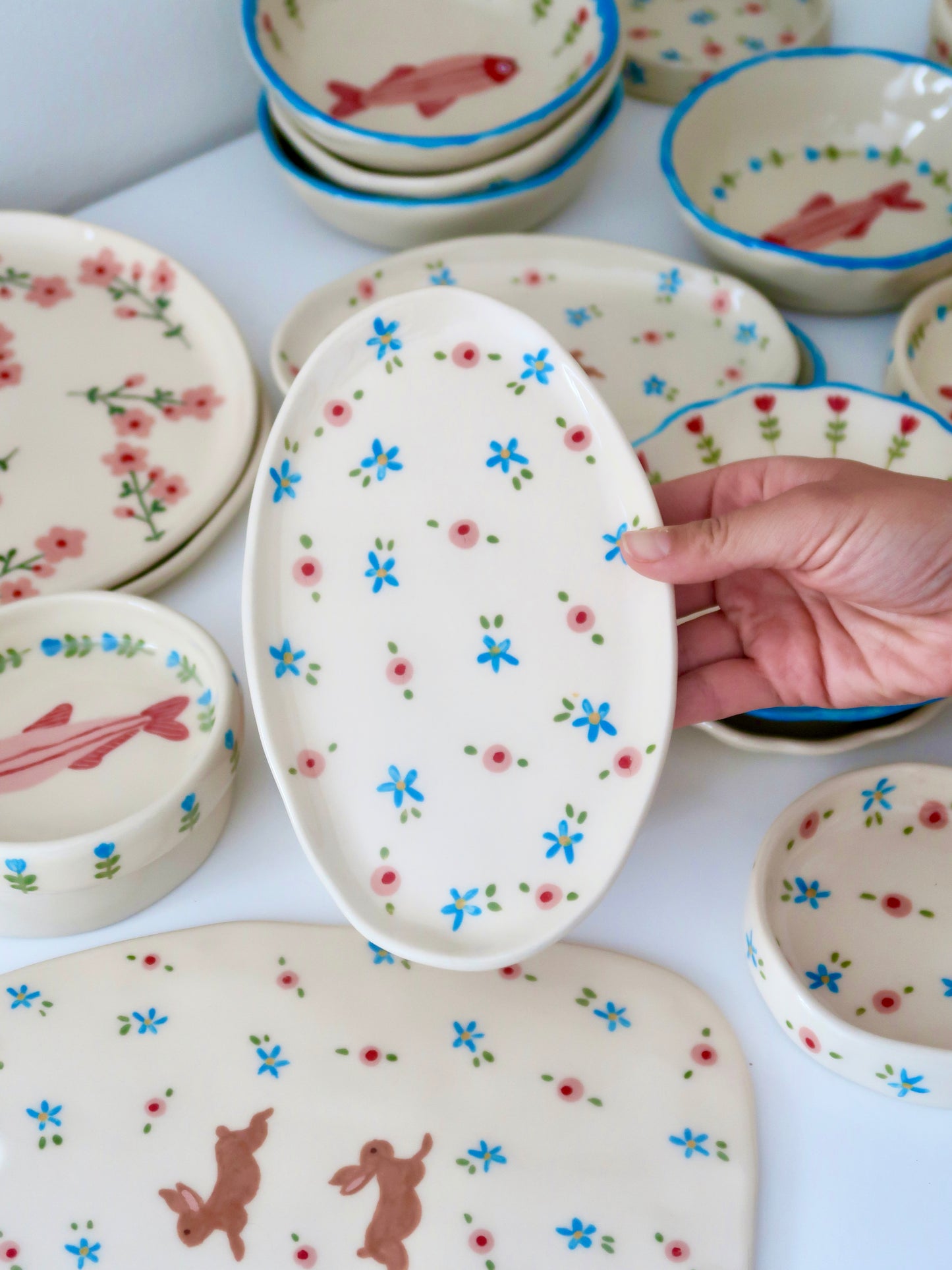 Platter with pink and blue flowers