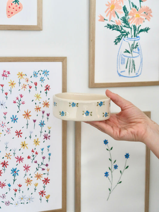 Bowl with blue flowers