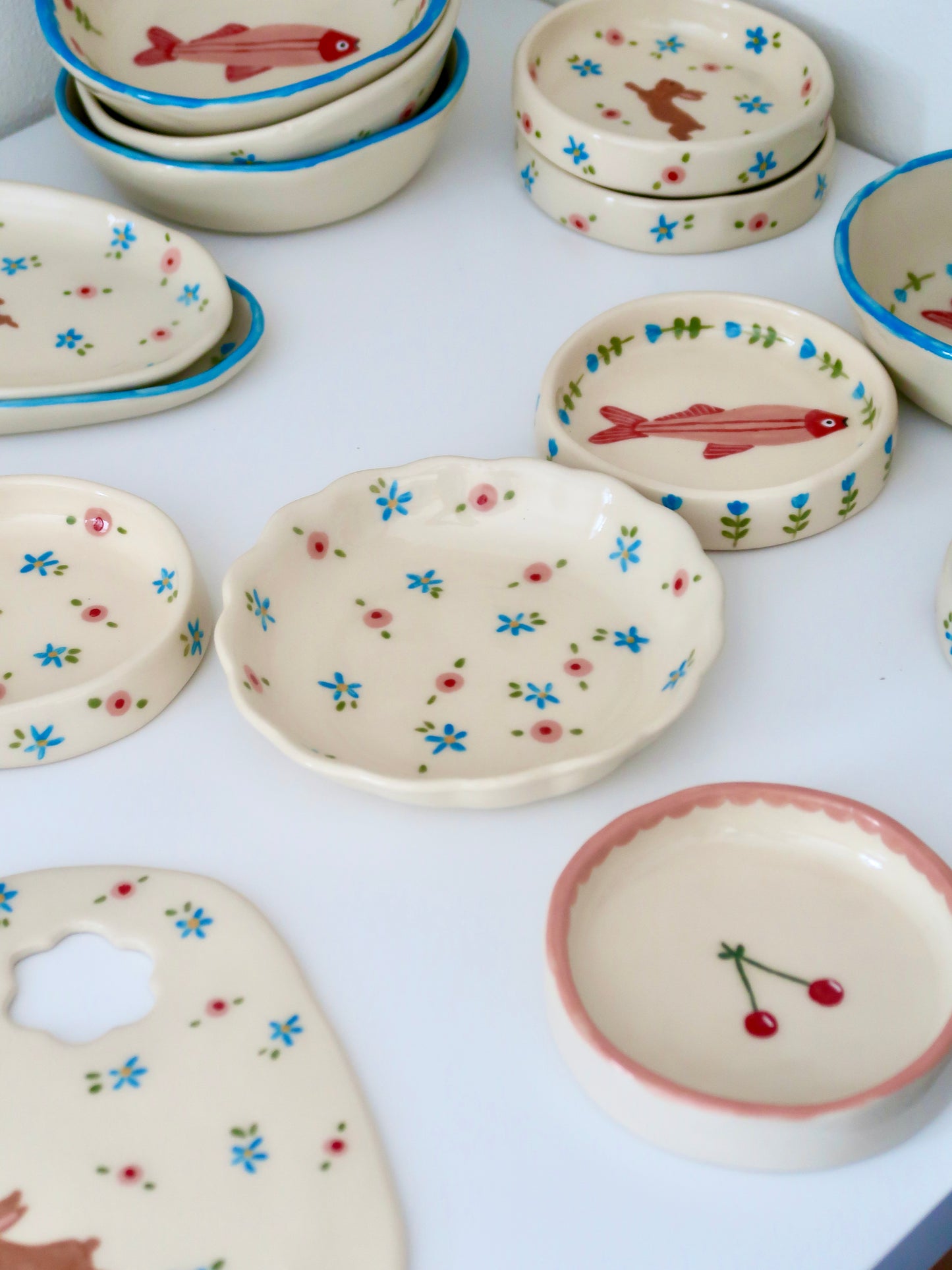 Breakfast/ dessert scalloped plate with pink and blue flowers