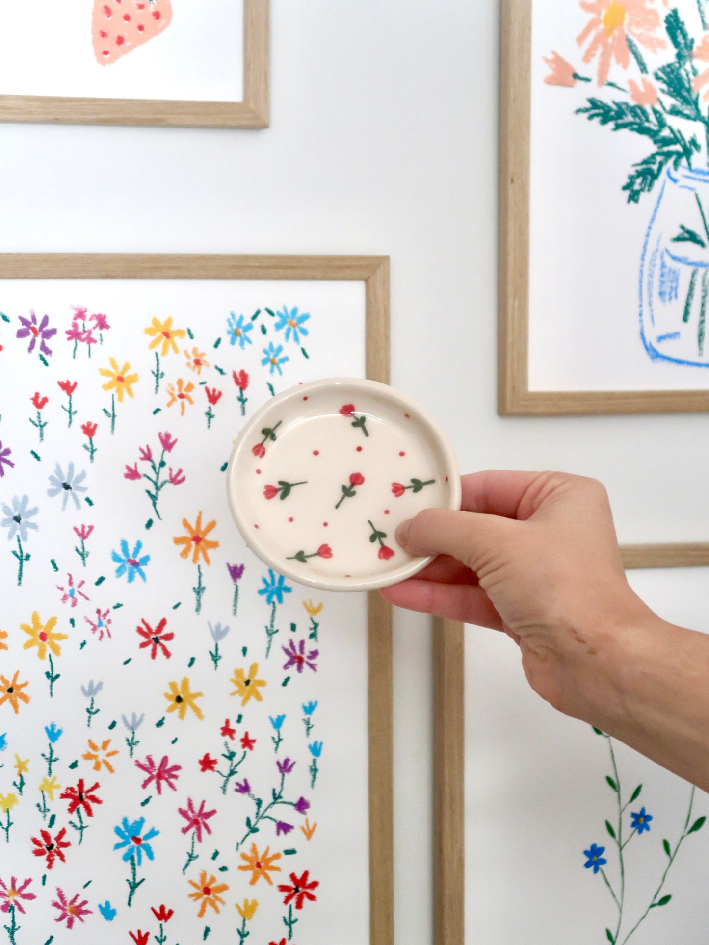 Ring dish with red flowers and red dots