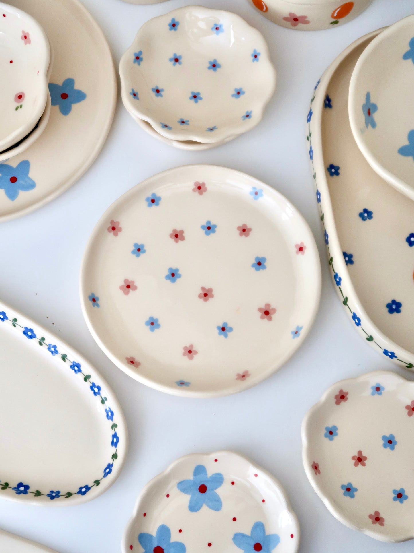 Breakfast/ dessert plate with pink and blue flowers