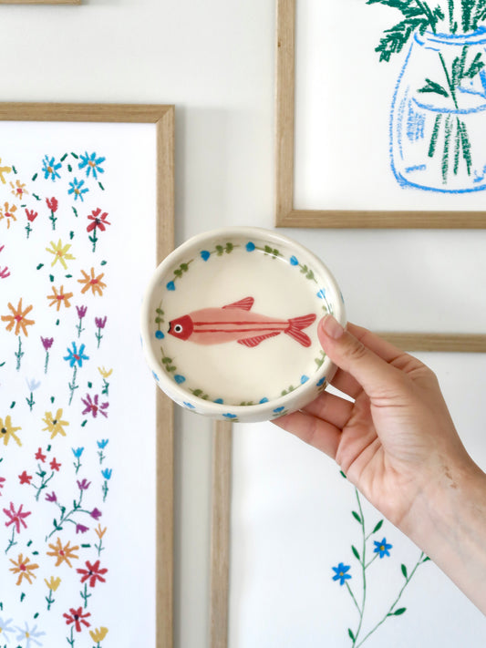 Ring dish with fish