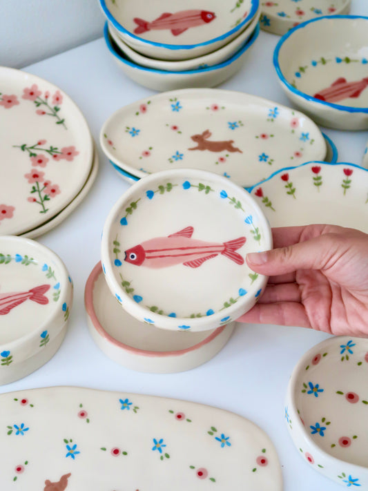 Ring dish with fish