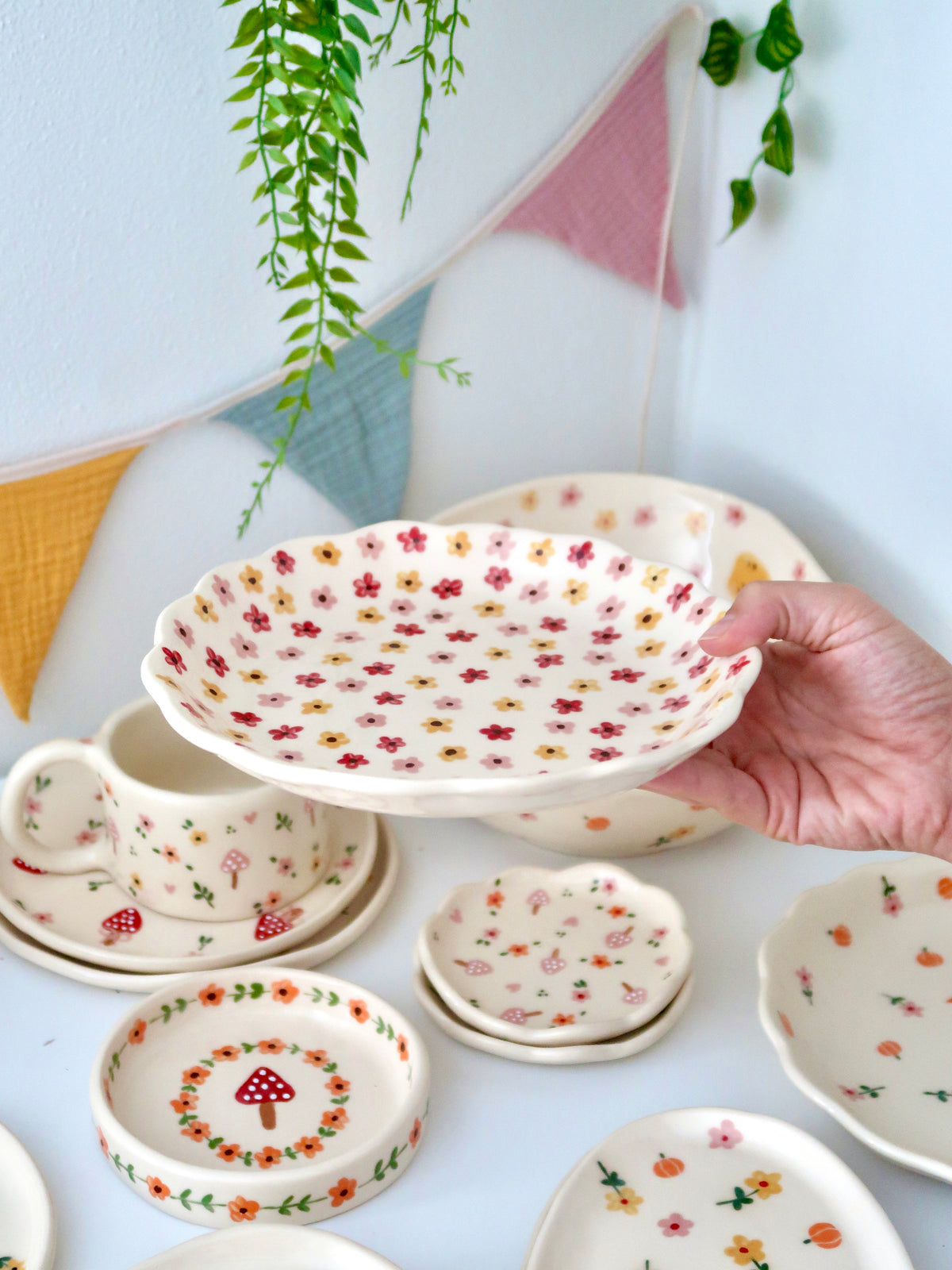 Scalloped Plate with multicolor flowers