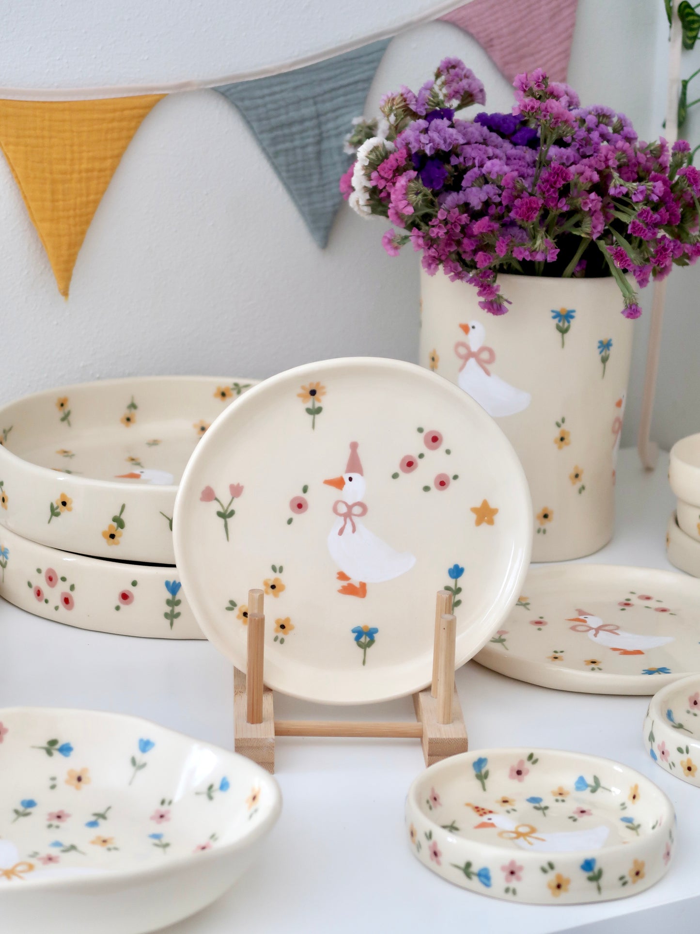 Breakfast/dessert plate with a duck and multicolor flowers