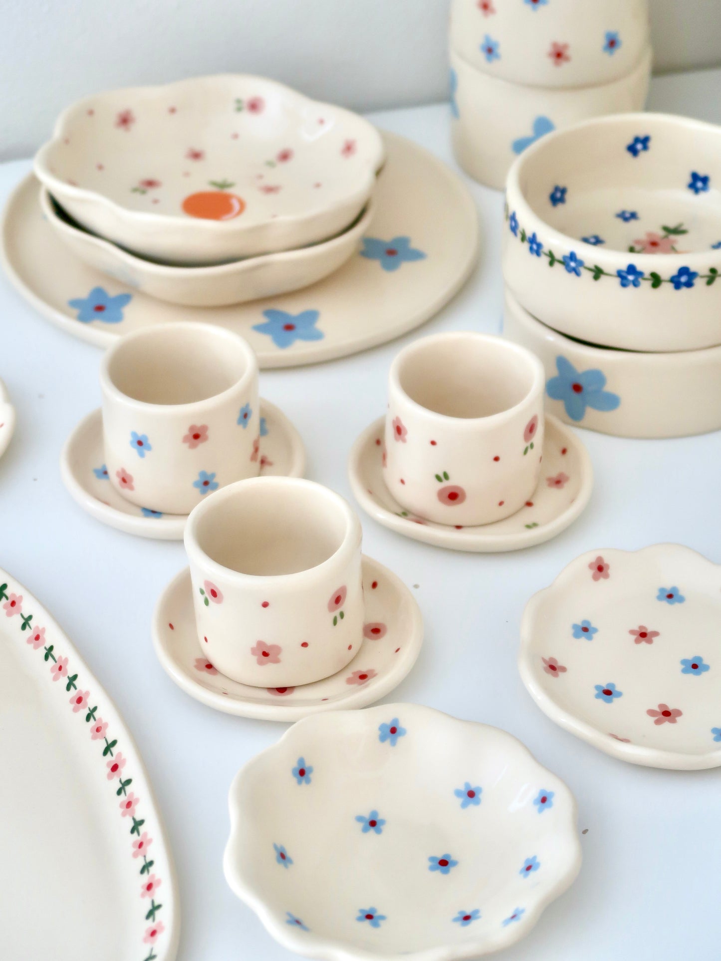 Coffee set with pink flowers