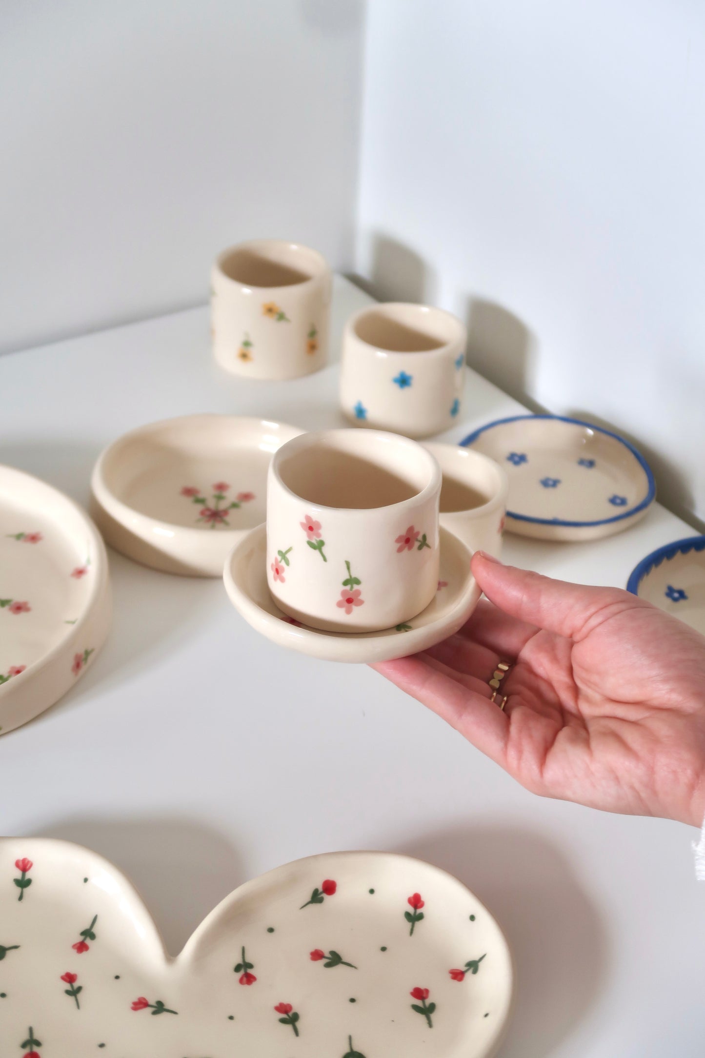 Coffee set with pink flowers