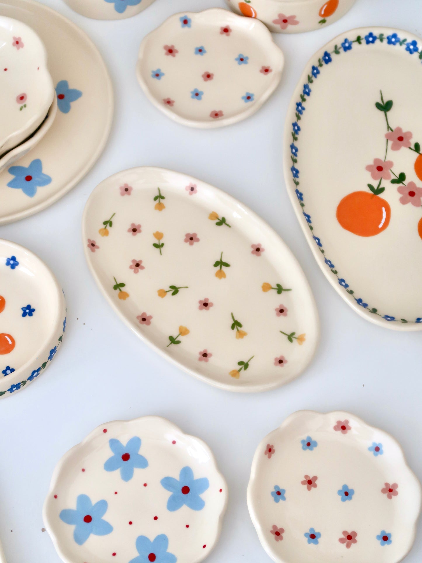 Platter with yellow and pink flowers