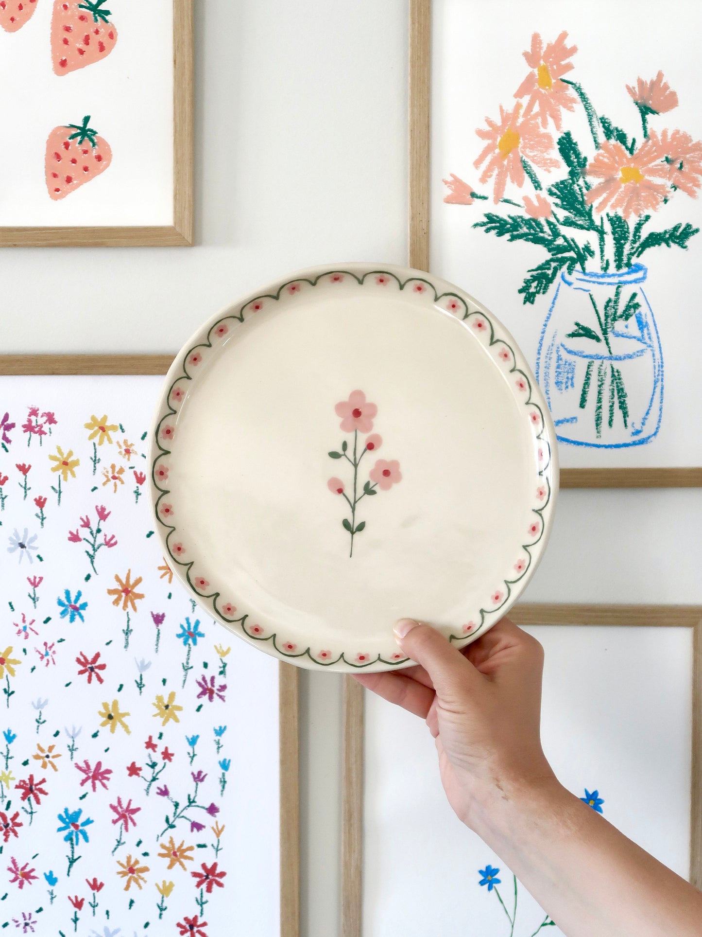 Plate with pink flowers