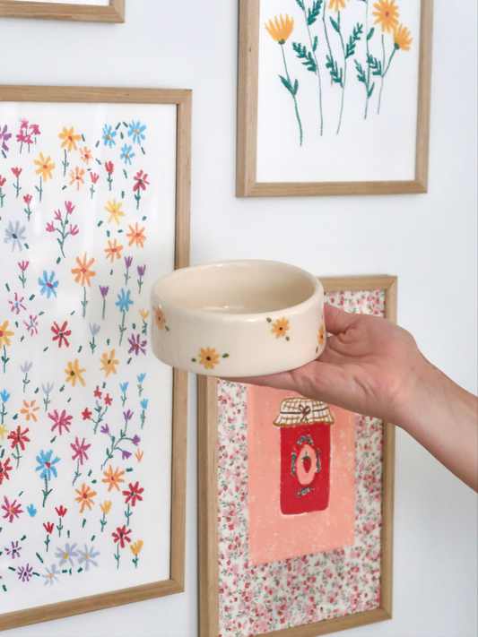 Bowl with yellow flowers